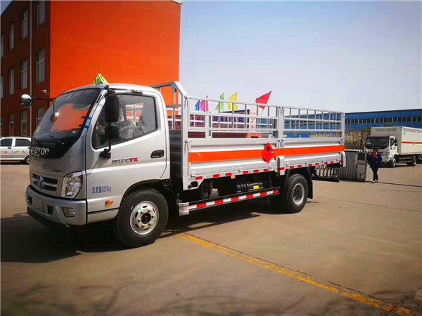 七臺(tái)河3類易燃液體危運(yùn)車配置參數(shù)